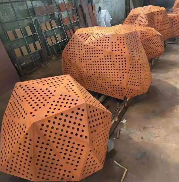 达尔罕茂明安联合耐候钢造型